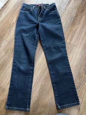 Gloria Vanderbilt Women's Dark Blue Straight Jeans 6P